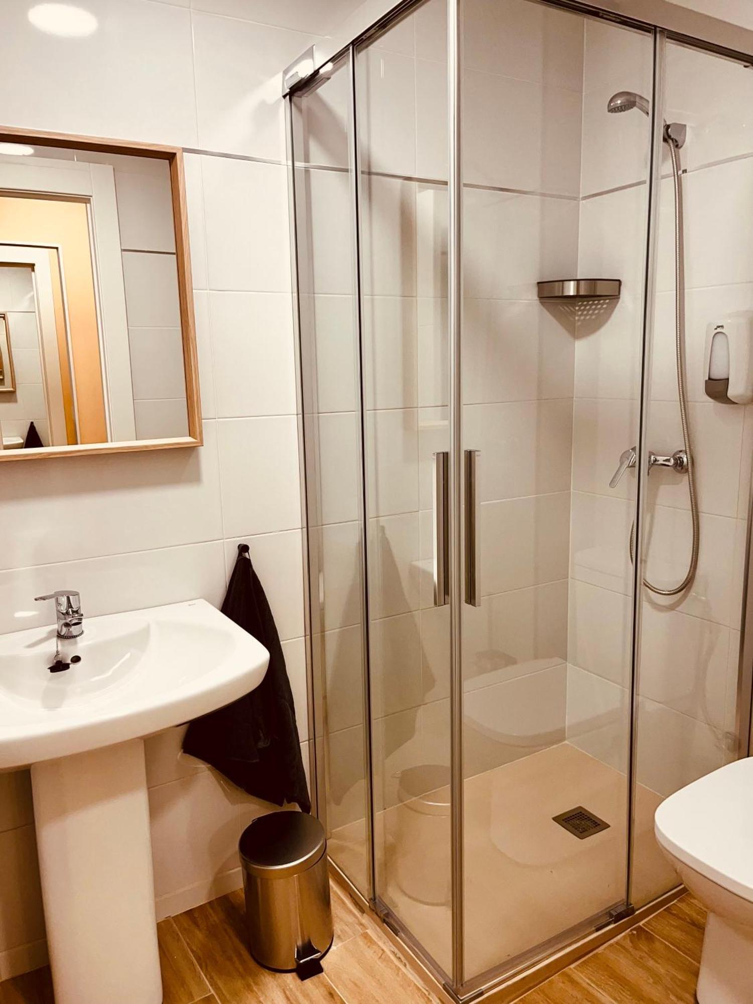 Apartamentos San Nicolas لوغرونيو المظهر الخارجي الصورة